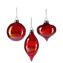 Afbeelding in Gallery-weergave laden, Glass Ir Swirl Stripe Bauble Finial Ornament Set of 3 Red 8 cm